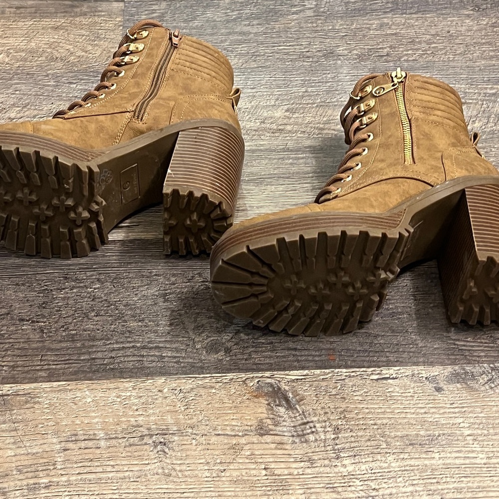 GBG Brown Lace-Up Ankle Boots With Side Zipper 5.5 - Picture 6 of 10
